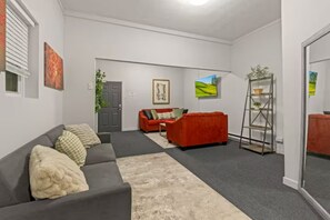 Comfort Apartment | Living area