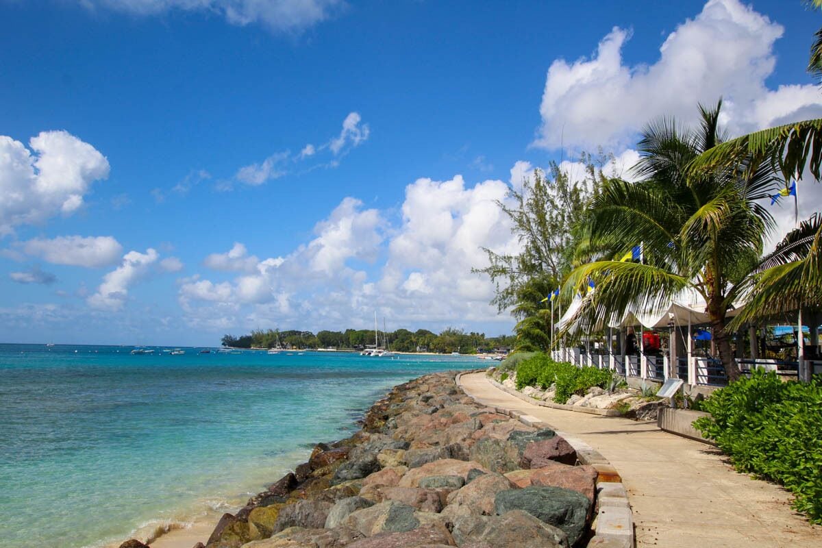 Beach nearby, sun loungers