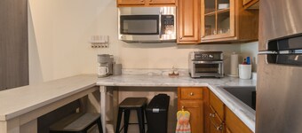 Arrowhead - Studio close to downtown Saugatuck!
