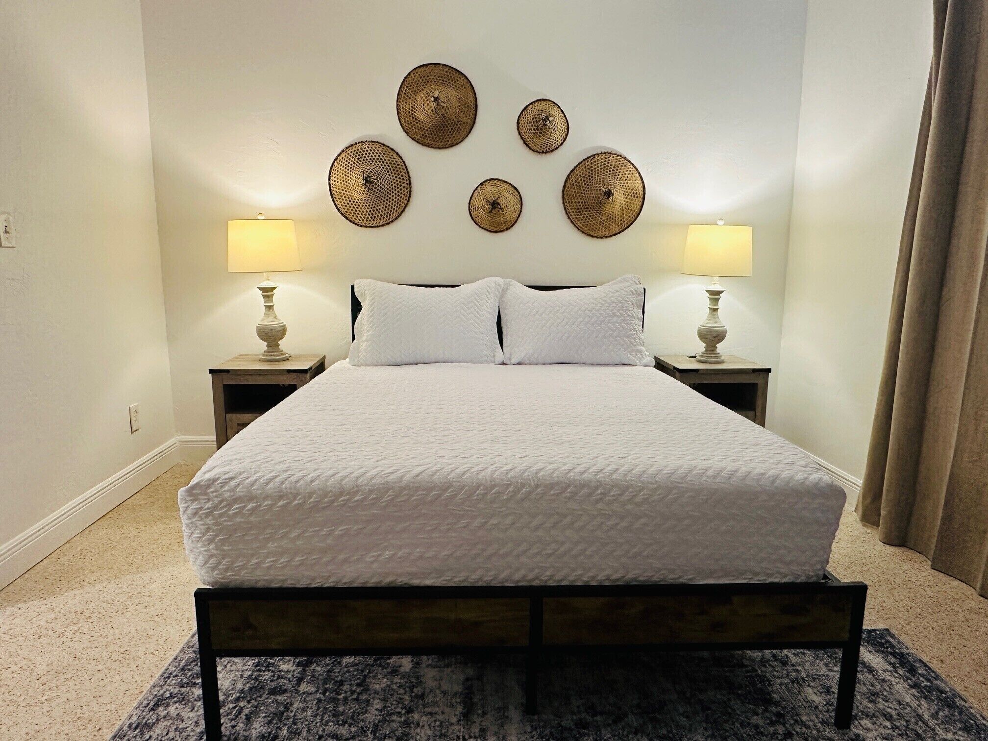1 bedroom, iron/ironing board, WiFi (free), bed sheets