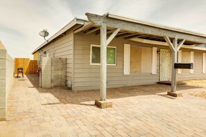 Exterior - Henderson Studio w/ Patio: Close to Parks & Trails (Henderson)