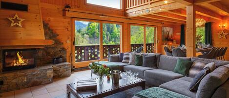 TV, fireplace, video games, table tennis