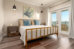 6 bedrooms, free WiFi, bed sheets