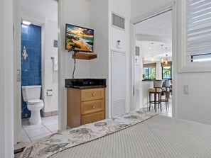 2 عدّة غرف نوم ومكواة/لوح كي وواي فاي وملاءات أسرّة