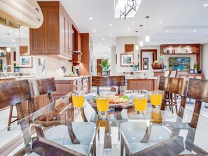 Dining - 2 Bedroom Resort View - Platinum (Lahaina)