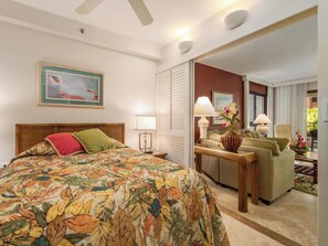 2 bedrooms, desk, iron/ironing board, WiFi