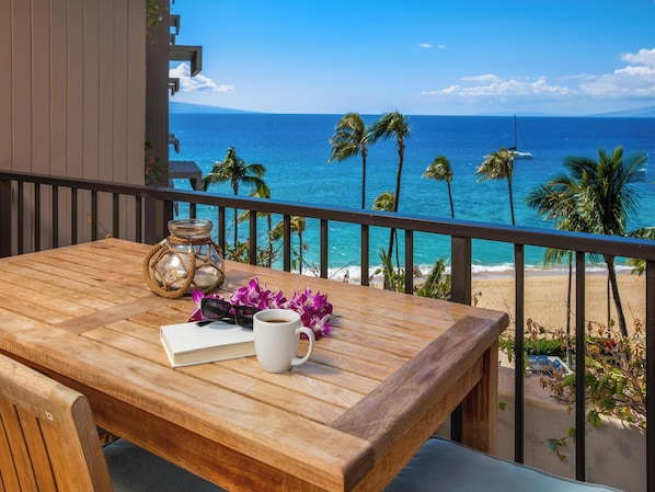 Outdoor dining - 1 Bedroom Ocean View - Platinum (Lahaina)