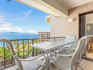 Outdoor dining - 1 Bedroom Ocean View - Platinum (Lahaina)