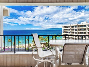 Outdoor dining - 2 Bedroom Ocean View - Platinum (Lahaina)