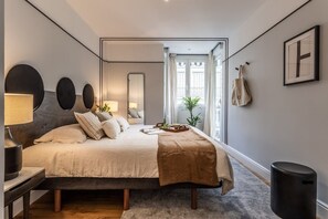 1 bedroom, iron/ironing board, bed sheets - Salerno - 1 bedroom in Salamanca (Madrid)