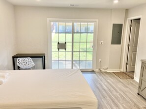 1 habitación, escritorio, wifi gratis y ropa de cama 