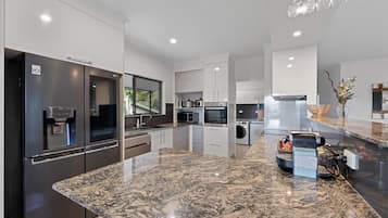 Luxury House | Private kitchen