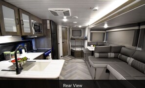 Mikroaaltouuni, uuni, liesi