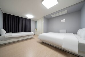 Family Twin Room | Individually decorated, individually furnished, soundproofing, free WiFi - Myeongga Ubleth Hotel (Yeosu)