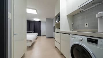 Standard Twin Room | Individually decorated, individually furnished, soundproofing, free WiFi