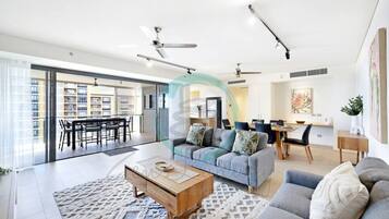 Exclusive Apartment | Living area
