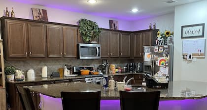 Quiet Golf Community 2bedroom Office home Pet Friendly