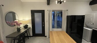 West Redding mid-century style guest house