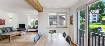 Apartment 'Ferienwohnung Kalvarienberg' with Mountain View, Balcony and Wi-Fi