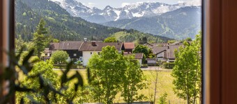 Apartamento 'Ferienwohnung Vrenal' con vistas a la montaña, jardín compartido y Wi-Fi