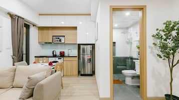 Apartament Deluxe | 1 dormitori, escriptori i habitacions insonoritzades