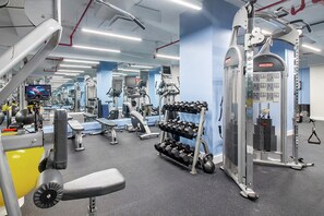 Fitness facility - Fab Gramercy Park 1BR w/ Gym, Doorman & W/D, nr MSG, by Blueground (Downtown)