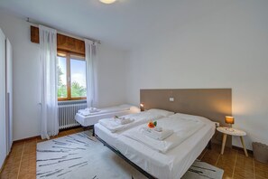 3 Schlafzimmer, kostenloses WLAN, Bettwäsche