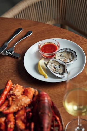 プールサイドバー