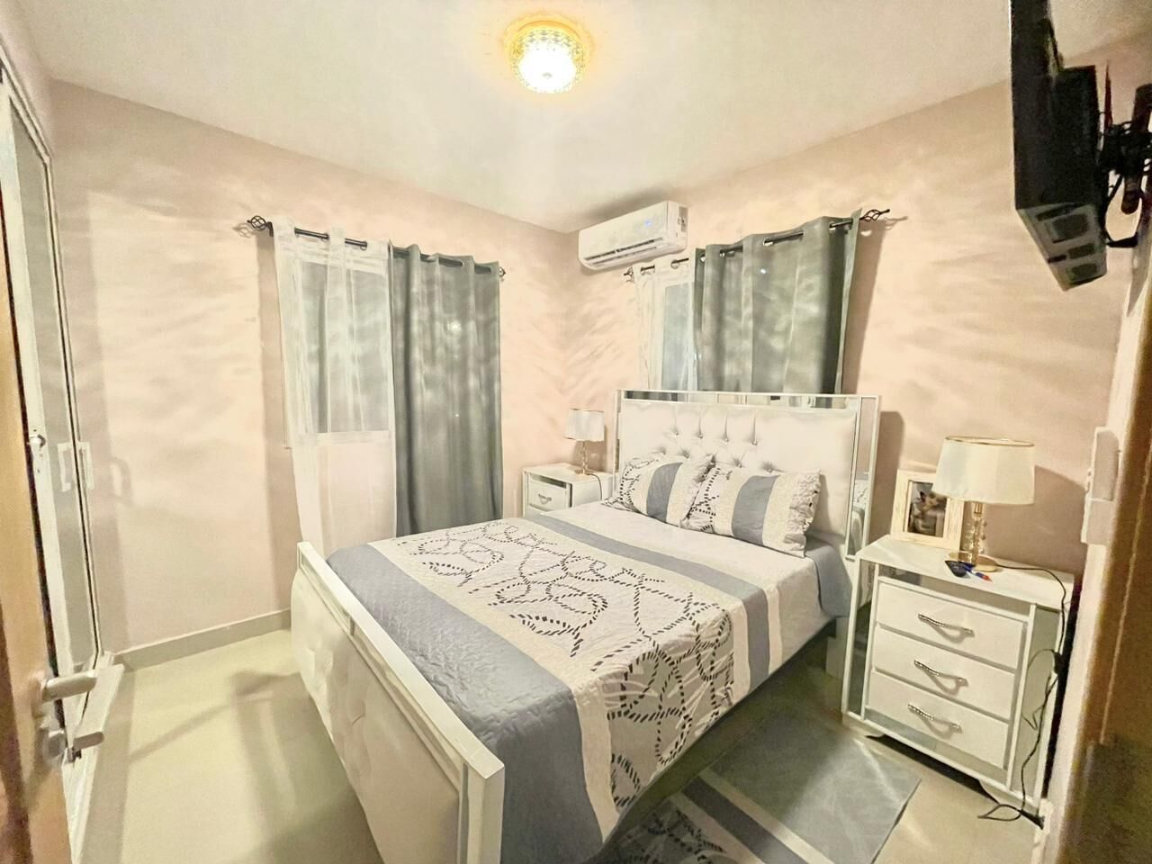 3 Schlafzimmer, Bügeleisen/Bügelbrett, WLAN, Bettwäsche