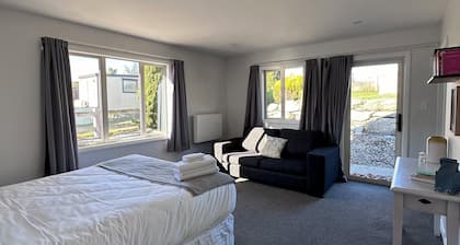 Self Contained Wanaka Guesthouse