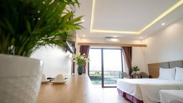 Superior fyrbäddsrum | Skrivbord, ljudisolering, gratis wi-fi och sängkläder