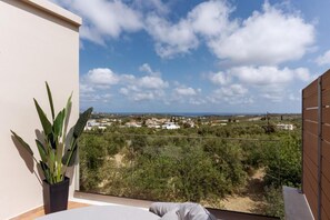 Property grounds - Villa Ismini 3 bedrooms with pool , sea view and e-car charger (Pigi)