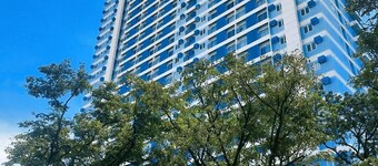 Modern Studio Condo With Balcony