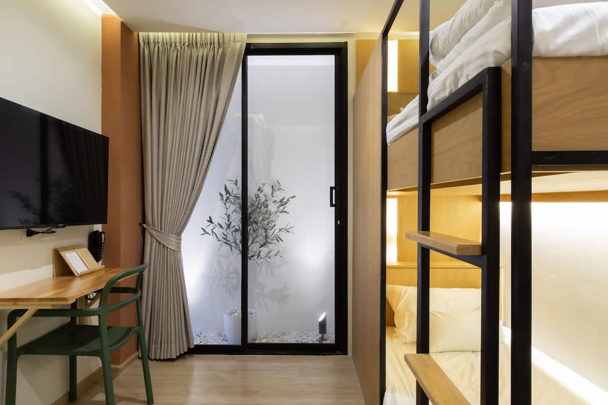 Kamar Basic, Beberapa Tempat Tidur, Bebas Asap Rokok, ensuite | Seprai premium, meja kerja, Wi-Fi gratis, dan seprai linen