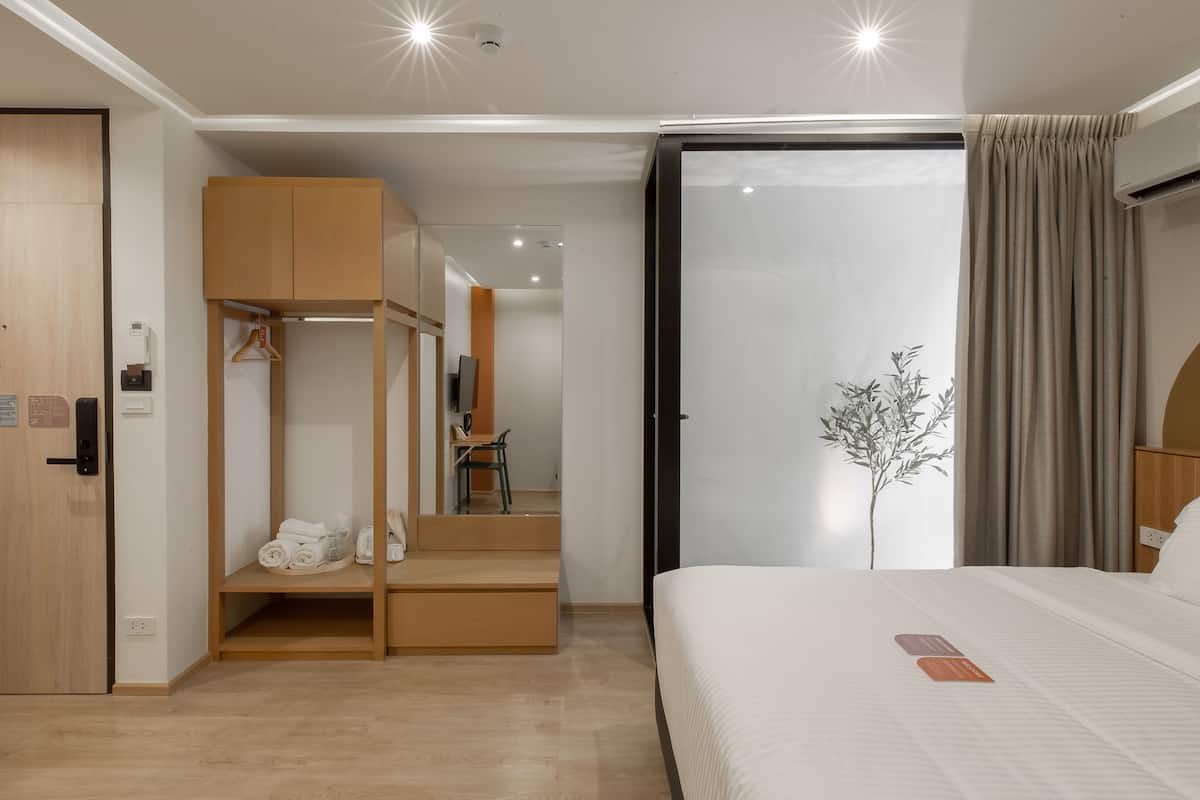 Kamar Basic, 1 Tempat Tidur King, Bebas Asap Rokok, ensuite | Seprai premium, meja kerja, Wi-Fi gratis, dan seprai linen
