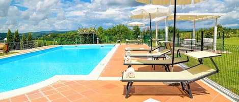Piscine extérieure