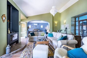 スマートテレビ、暖炉