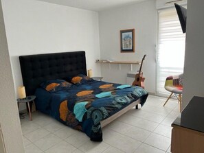 1 chambre, fer et planche Ă repasser, accĂšs au Wi-Fi (inclus)