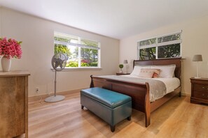 4 habitaciones, escritorio, tabla de planchar con plancha y wifi gratis 