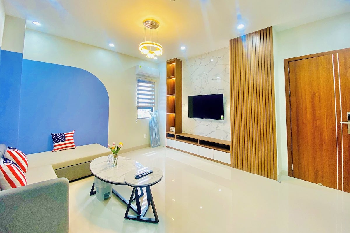 Lyxlägenhet - 1 kingsize-säng | Skrivbord, arbetsyta för laptop, mörkläggningsgardiner och ljudisolering