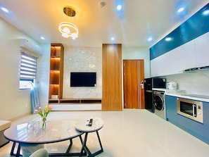 Luxury Apartment, 1 King Bed, Non Smoking, Hot Tub | Living area | 40-inch Smart TV with cable channels, TV - Sakura Apartment (Hai Phong)