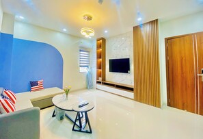 Desk, laptop workspace, blackout drapes, soundproofing - Sakura Apartment (Hai Phong)