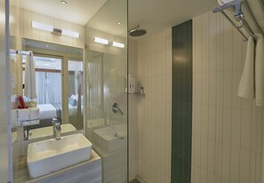 Bathroom - Noah Sky Suites (Aluva)
