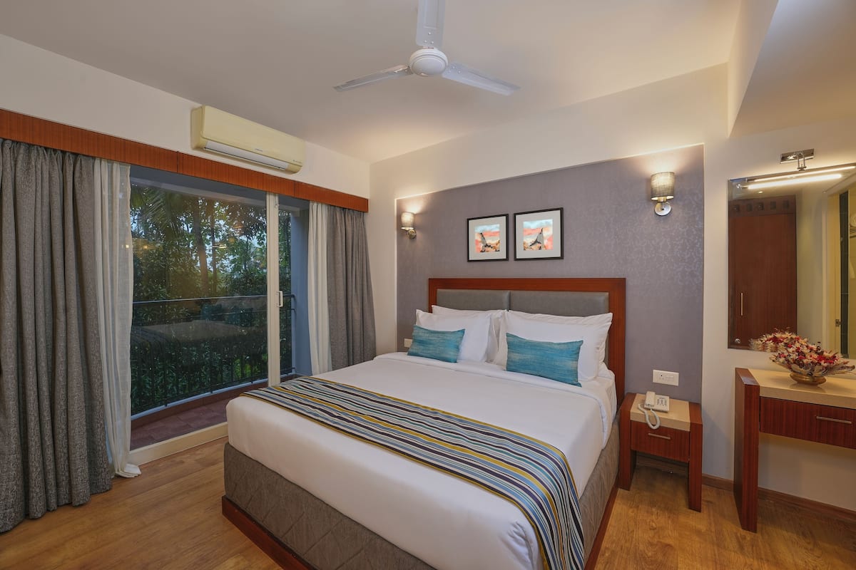 1 bedroom, in-room safe, iron/ironing board, free WiFi