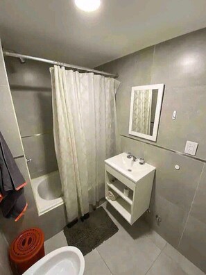 Bathroom - exclusive apartment in center (Ushuaia)
