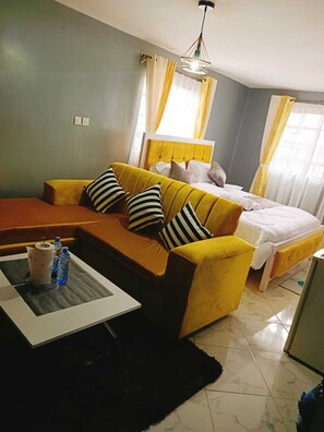 تلفزيون ذكي، شاشة كمبيوتر، طابعة