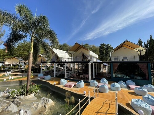 Mont blanc base camp khao yai