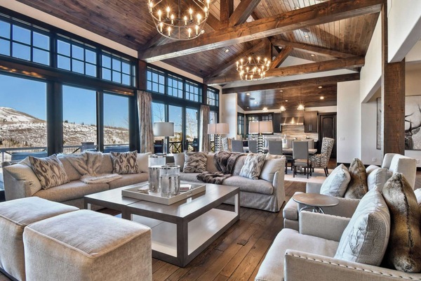 Smart-tv, pejs, kontorer