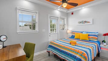 1 chambre, bureau, fer et planche à repasser, Wi-Fi