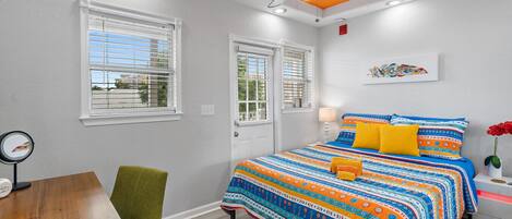 1 chambre, bureau, fer et planche à repasser, Wi-Fi